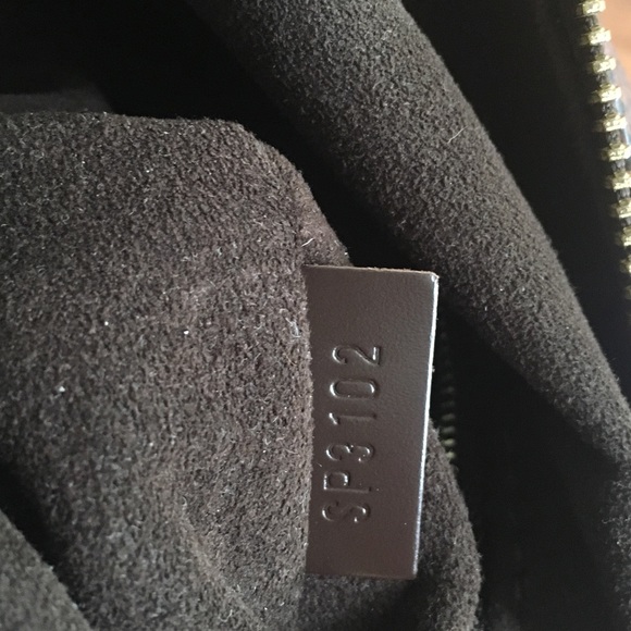 - SOLD- Authentic Louis Vuitton Portobello GM Bag - Picture 6 of 10